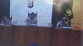 Bripda MS, anggota Brimob Batalyon C Pelopor Polda Maluku sedang menjalani sidang kode etik di Mapolda Maluku, Tantui, Kota Ambon, Senuin (23/2/2026). Foto : Tangkapan layar FB Rizal Bin Moh Tawakal
