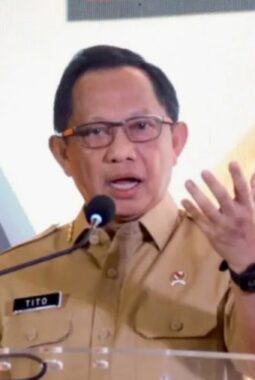Mendagri Instruksikan Kepala Daerah Tetap Siaga di Wilayahnya Saat Lebaran
