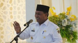 Wakil Gubernur Maluku, Abdullah Vanath menyampaikan  sambutan pada peringatan Hari Perempuan Internasional Tahun 2026 tingkat Provinsi Maluku, di Tribun Lapangan Merdeka Ambon, Rabu (11/3/2026). Foto : Diskominfo Maluku.