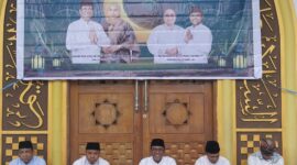 Bupati Maluku Tengah, Zulkarnain Awat Amir, menghadiri agenda Safari Ramadhan Pemerintah Daerah yang dipusatkan di Masjid Al Muhajirin, Kelurahan Lesane, Kecamatan Kota Masohi, Senin (9/3/2026). Foto : Protokoler Pemda Malteng/Headlinetimur.com.