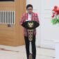 Sekretaris Daerah Maluku, Sadali Ie menyampaikan sambutan pada peringatan Hari Kartini yang digelar di Aula Lantai 7 Kantor Gubernur Maluku, Rabu (22/4/2026). Foto : Diskominfo Maluku.