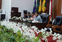 Rapat paripurna DPRD Provinsi Maluku, dalam rangka penyampaian rekomendasi DPRD Provinsi Maluku terhadap LKPJ Gubernur Maluku Tahun Anggaran 2025, yang berlangsung di ruang paripurna, Kamis (23/4/2026). Foto - Istimewa