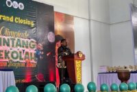 Sementara CEO EduAsyik, Afif Rumbouw menyampaikan sambutan pada penutupan Olimpiade Bintang Sekolah resmi berakhir dengan sukses. Acara puncak (Grand Closing) yang berlangsung di Gelanggang Olahraga (GOR) Bula, Senin (27/4/2026). Istimewa 