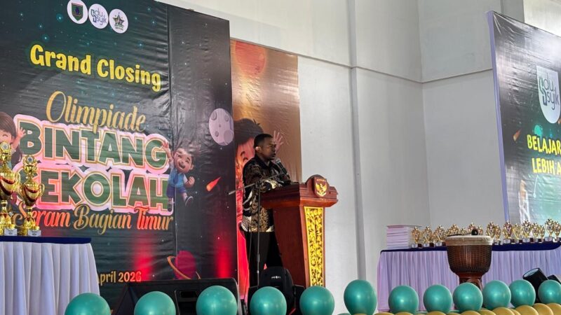 Sementara CEO EduAsyik, Afif Rumbouw menyampaikan sambutan pada penutupan Olimpiade Bintang Sekolah resmi berakhir dengan sukses. Acara puncak (Grand Closing) yang berlangsung di Gelanggang Olahraga (GOR) Bula, Senin (27/4/2026). Istimewa 