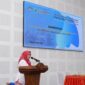 Wakil Rektor Bidang Kemahasiswaan, Hubungan Masyarakat, dan Alumni, Dr. Nur Aida Kubangun, S.Pd., M.Pd., menyampaikan sambutan pada pembukaan gelaran Seleksi Olimpiade Nasional Matematika dan Ilmu Pengetahuan Alam Perguruan Tinggi (ON MIPA-PT) tingkat Universitas Pattimura tahun 2026,  bertempat di Fakultas Sains dan Teknologi (FST) pada Kamis, (16/4/2026). Foto: Humas Unpatti
