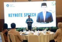 Sekretaris Daerah Provinsi Maluku membuka secara resmi Rapat Koordinasi Percepatan Perolehan Sertifikat Laik Higiene Sanitasi (SLHS) pada Satuan Pelayanan Pemenuhan Gizi (SPPG) Provinsi Maluku, di Hotel Santika, Kota Ambon, Kamis (16/4/2026). Foto : Diskomimfo Maluku. 
