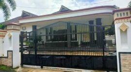 Tampak bagian depan rumah dinas Wali Kota Ambon di kawasan Karang Panjang, Kecamatan Sirimau, Kota Ambon. Foto ini diambil pada 14 Mei 2022. Foto : Kompas.com