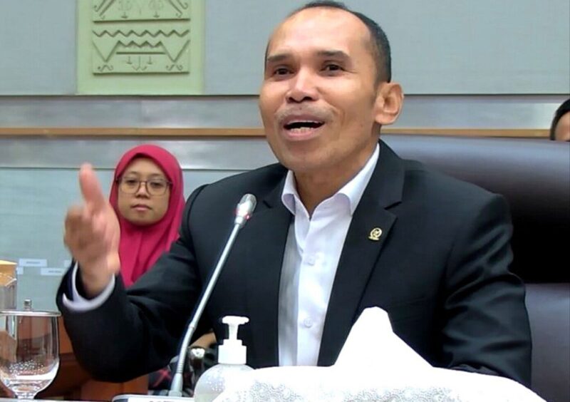 Anggota Komisi VIII DPR RI Fraksi Gerindra Dapil Maluku, Alimudin Kolatlena. 