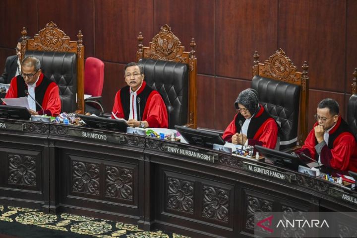 Sidang pengucapan putusan uji materiil undang-undang (UU) di Gedung Mahkamah Konstitusi, Jakarta. (Foto: ANTARA FOTO)