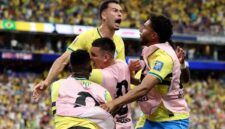 Gabriel Martinelli merayakan golnya di masa injury time yang membawa Brasil menang 2-1 atas Jepang dan lolos ke babak 16 besar Piala Dunia 2026. (Foto: FIFA)