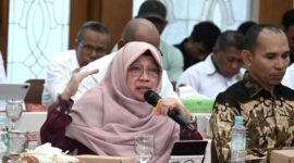 Anggota Panitia Khusus (Pansus) RUU tentang Daerah Kepulauan DPR RI, Anis Byarwati, dalam Kunjungan Kerja Pansus RUU Daerah Kepulauan DPR RI di Kantor Gubernur Provinsi Maluku. (foto: Istimewa)