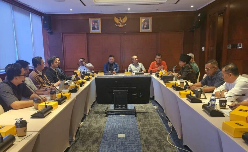 RDP Komisi II DPRD Provinsi Maluku bersama PT PLN (Persero) Pusat, yang berlangsung di Jakarta, Kamis (20/8/2026) lalu. (Foto : Humas DPRD Maluku)