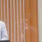Anggota DPR RI Komisi VIII Dapil Maluku, Alimudin Kolatlena menyampaikan sambutan pada kegiatan Deseminasi Wajib Halal oleh Badan Penyelenggara Jaminan Produk Halal di Aula Kenyor Kementerian Haji dan Umrah Kabupaten Maluku Tengah, Masohi, Kamis (6/8/2026). (Foto : Istimewa)



