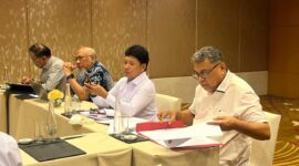 Sekretaris Daerah  Provinsi Maluku, Sadali Ie (dua dari kiri) menghadiri
Rapat Pembahasan Update Penanganan Dampak Sosial Kemasyarakatan (PDSK) Proyek Strategis Nasional (PSN) Blok Masela yang berlangsung di Kantor INPEX Masela Ltd., Jakarta, Rabu (5/8/2026). (Foto : Diskominfo Maluku)

