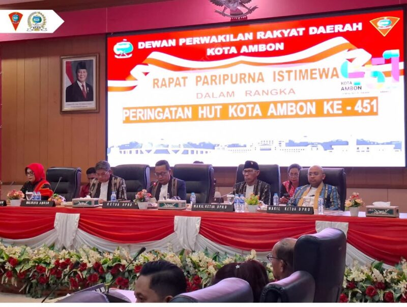 Rapat Paripurna Istimewa dalam rangka Peringatan HUT Ke-451 Kota Ambon digelar di Gedung DPRD Kota Ambon pada Jumat (4/9/2026). (Foto: Istimewa)