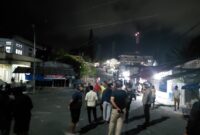 Konsentrasi massa di di Pertigaan Charli, Kompleks Pertamina, Jalan Yos Sudarso, Kelurahan Masrum, Kecamatan Dullah Selatan, Kota Tual, Sabtu (19/9/2026) pukul 01.15 WIT. (FOTO : ISTIMEWA)