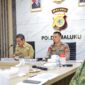 Kapolda Maluku Irjen Pol. Dadang Hartanto bersama Gubernur Maluku Hendrik Lewerissa saat memimpin  Rapat Koordinasi Lintas Sektor atau Forum Koordinasi Keamanan Maluku di Ruang Rapat Lantai II Mapolda Maluku, Senin (22/9/2026). (FOTO:
HUMAS POLDA MALUKU )