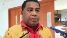 Ketua DPRD Maluku Benhur Watubun. (FOTO : Gesuri.id)