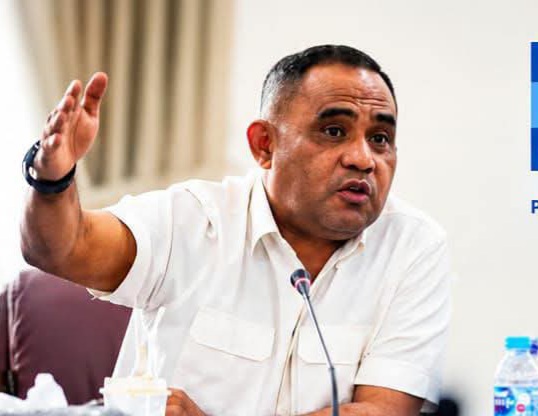 Ketua Fraksi Demokrat DPRD Maluku, Halimun Saulatu. 