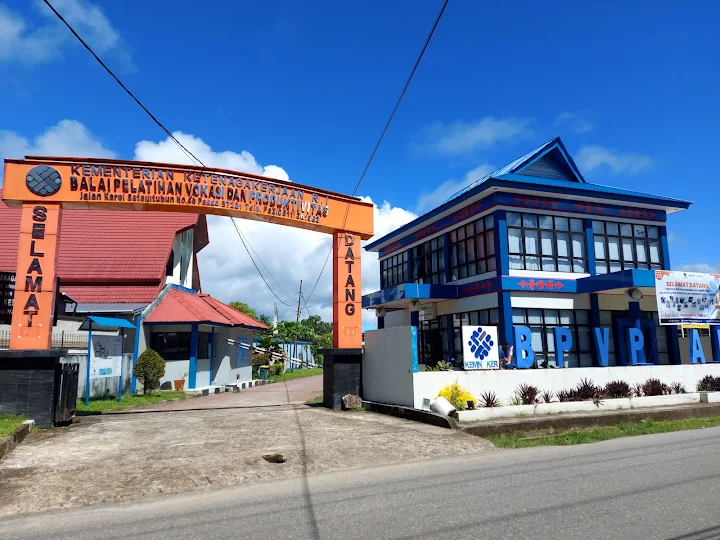 Kantor Balai Latihan Kerja (BLK) Ambon di 
Jl. K. Satsui Tubun, No. 46, Passo, Kec. Baguala, Kota Ambon, Maluku. (FOTO : ISTIMEWA)